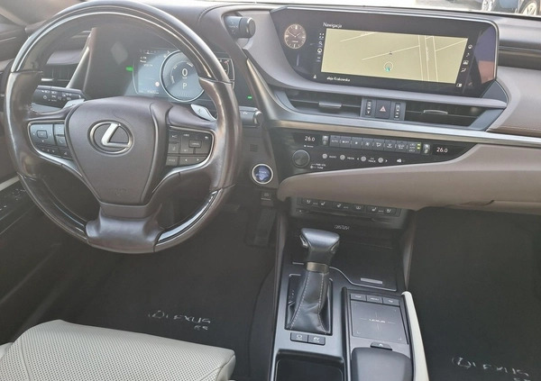 Lexus ES cena 179800 przebieg: 99492, rok produkcji 2019 z Krzeszowice małe 352